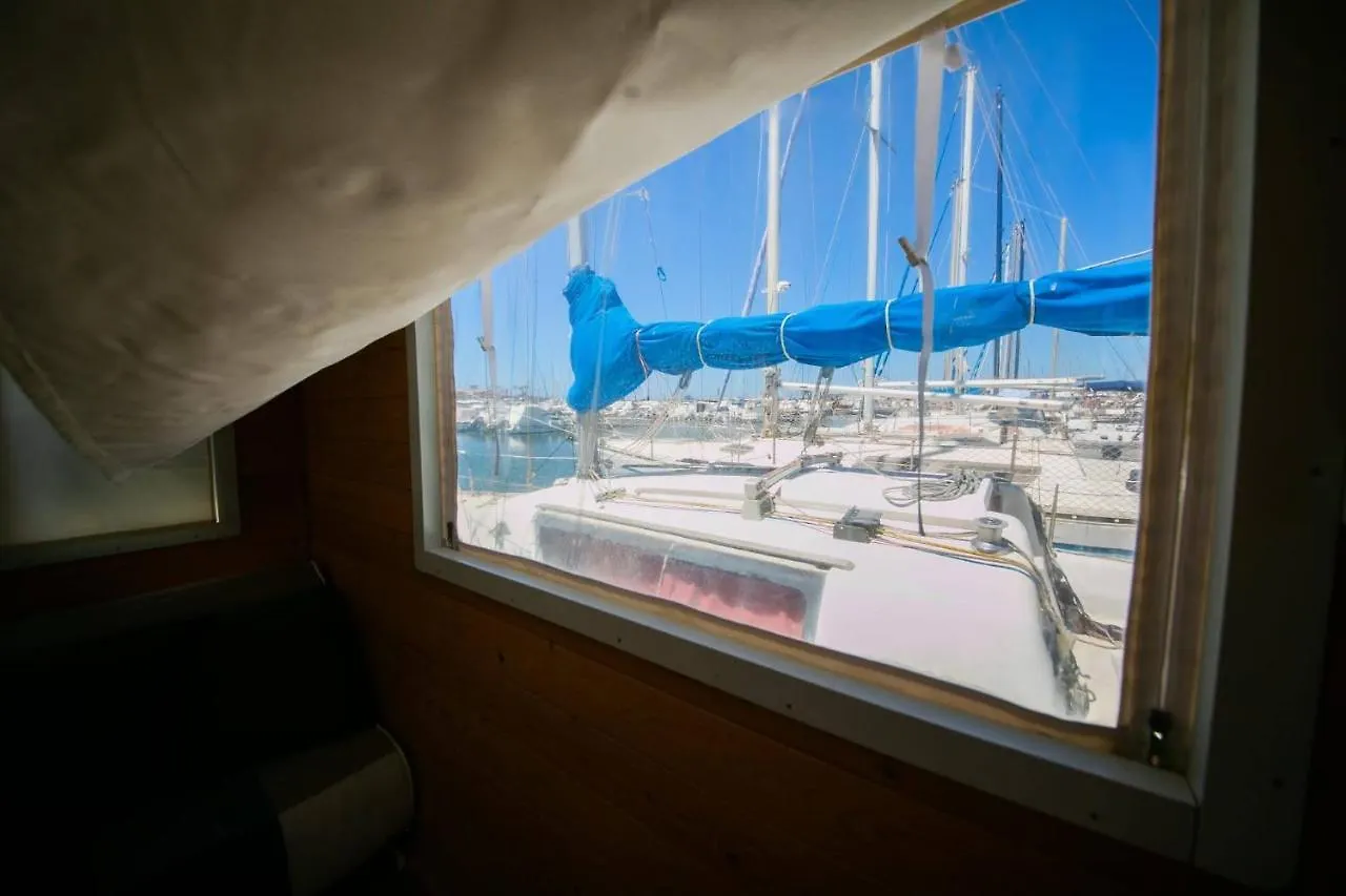 Sardinia Houseboat Ad Alghero酒店 阿尔盖罗